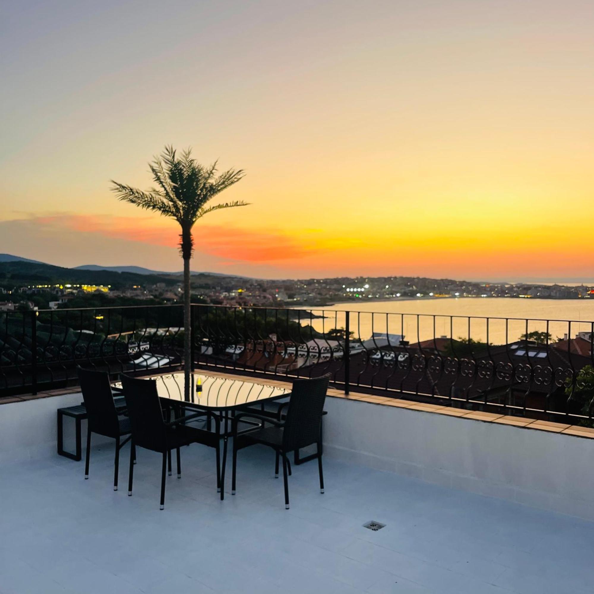 Private Apartment With Sea View Sozopol Extérieur photo
